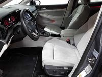 Gebraucht VW Golf VIII Style 150 PS (110 kW) 2021 Delfingrau metallic Kombi