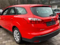 Gebraucht Ford Focus 85 PS (62 kW) 2014 Rot Kombi