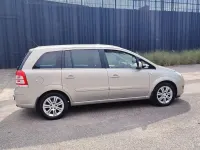 Gebraucht Opel Zafira Innovation 116 PS (85 kW) 2009 Beige Van / Kleinbus
