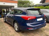 gebraucht Ford Focus Cool & Connect mit Panoramadach