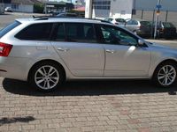 Gebraucht Skoda Octavia Ambition 150 PS (110 kW) 2018 Silber Kombi