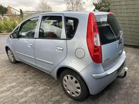 Gebraucht Mitsubishi Colt Invite 95 PS (69 kW) 2007 Grau Kleinwagen