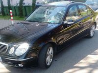 Gebraucht Mercedes E240 Avantgarde 177 PS (130 kW) 2002 Schwarz Limousine