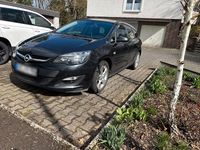 Gebraucht Opel Astra 165 PS (121 kW) 2015 Schwarz Kombi