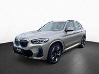 Gebraucht BMW iX3 Impressive 211 kW (287 PS) 2022 Kaschmirsilber (silber) SUV