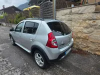 Gebraucht Dacia Sandero Stepway 84 PS (61 kW) 2011 Grau Limousine