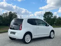 Używany VW up! 75 KM (55 kW) 2011 Biały Hatchback