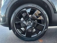 Gebraucht Volvo XC40 Plus 163 PS (119 kW) 2025 Onyx schwarz SUV