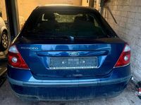 Gebraucht Ford Mondeo 146 PS (107 kW) 2002 Blau Limousine