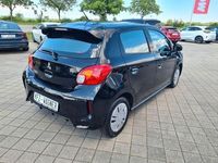 Second-hand Mitsubishi Space Star Select 71 CP (52 kW) 2022 Negru Hatchback