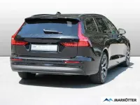 Gebraucht Volvo V60 145 PS (106 kW) 2023 Kombi