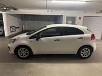 Gebraucht Kia Rio 86 PS (63 kW) 2012 Weiß Kleinwagen
