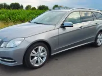 Usado Mercedes E220 170 CV (125 kW) 2011 Gris Familiar