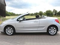 Gebraucht Peugeot 207 CC Filou 120 PS (88 kW) 2009 Silber Cabrio