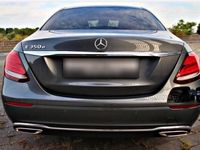 Gebraucht Mercedes E350 211 PS (155 kW) 2018 Grau Limousine