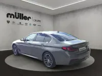 Gebraucht BMW 530e Sport Line 292 PS (214 kW) 2022 Berninagrau bernsteineffekt (metallic) Limousine