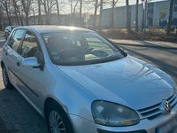 Gebraucht VW Golf V 75 PS (55 kW) 2004 Silber Kleinwagen