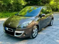 Gebraucht Renault Scénic Dynamique 131 PS (96 kW) 2010 Van / Kleinbus