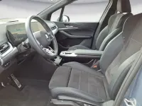 Gebraucht BMW 220 Active Tourer Performance 170 PS (125 kW) 2025 Silber Van / Kleinbus