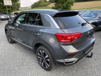 gebraucht VW T-Roc 1.5 TSI *DSG*UNITED*SHZ*AHK*DAB*Navi*PDC vo+hi*