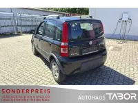 Gebraucht Fiat Panda 4x4 Climbing 69 PS (50 kW) 2011 Schwarz Kleinwagen