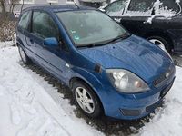 Gebraucht Ford Fiesta 60 PS (44 kW) 2008 Blau Kleinwagen