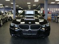 Gebraucht BMW 318 Advantage 156 PS (114 kW) 2021 Saphirschwarz metallic Limousine