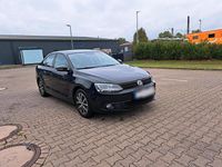 Gebraucht VW Jetta 105 PS (77 kW) 2012 Limousine