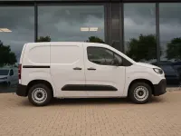 Neu Fiat Doblò Easy 110 PS (80 kW) 2026 Weiß Van / Kleinbus