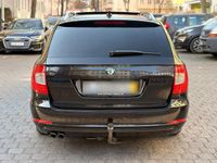 Gebraucht Skoda Superb 170 PS (125 kW) 2012 Schwarz Kombi