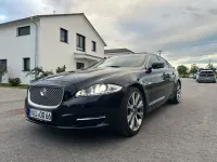 Gebraucht Jaguar XJ Premium Luxury 275 PS (202 kW) 2012 Schwarz Limousine