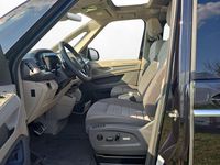 Neu VW Multivan Style 150 PS (110 kW) 2026 Deep black perleffekt Van