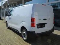 Gebraucht Opel Vivaro-e Combi 144 PS (105 kW) 2024 Lackierung weiss Van / Kleinbus