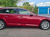 Gebraucht Audi A4 190 PS (139 kW) 2019 Rot Kombi