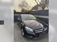 Gebraucht Mercedes 180 109 PS (80 kW) 2013 Schwarz Limousine