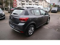 Gebraucht Dacia Sandero Stepway 101 PS (74 kW) 2022 Grau Limousine