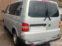 Second-hand VW Transporter 131 CP (96 kW) 2007 Argintiu Van