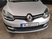Gebraucht Renault Mégane GrandTour LIMITED 110 PS (80 kW) 2015 Silber Kombi