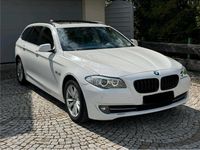 Gebraucht BMW 530 258 PS (189 kW) 2012 Weiß Kombi