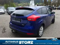 Gebraucht Ford Focus Trend 101 PS (74 kW) 2015 Indicblau Kombi