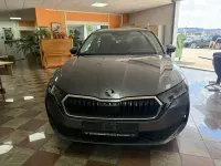 Gebraucht Skoda Octavia Essence 150 PS (110 kW) 2025 Grau Limousine
