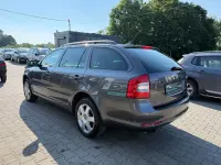 Gebraucht Skoda Octavia Ambition 140 PS (102 kW) 2016 Grau Kombi