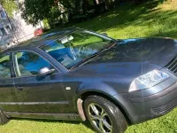 Gebraucht VW Passat 102 PS (75 kW) 2001 Grau Limousine