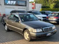 Gebraucht Mercedes C180 Elegance 122 PS (89 kW) 1994 Blau Limousine