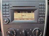 Gebraucht Mercedes B180 109 PS (80 kW) 2010 Silber Van / Kleinbus