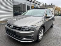 Gebraucht VW Polo Comfortline 95 PS (69 kW) 2019 Limestone grey Limousine