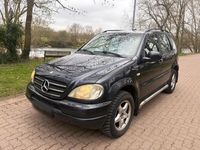 Gebraucht Mercedes ML320 218 PS (160 kW) 2000 Schwarz SUV