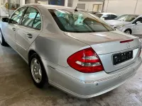 Gebraucht Mercedes E270 Elegance 177 PS (130 kW) 2002 Silber Limousine