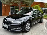 Gebraucht Skoda Superb 190 PS (139 kW) 2022 Schwarz Limousine