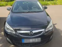 Gebraucht Opel Astra 110 PS (80 kW) 2012 Schwarz Limousine